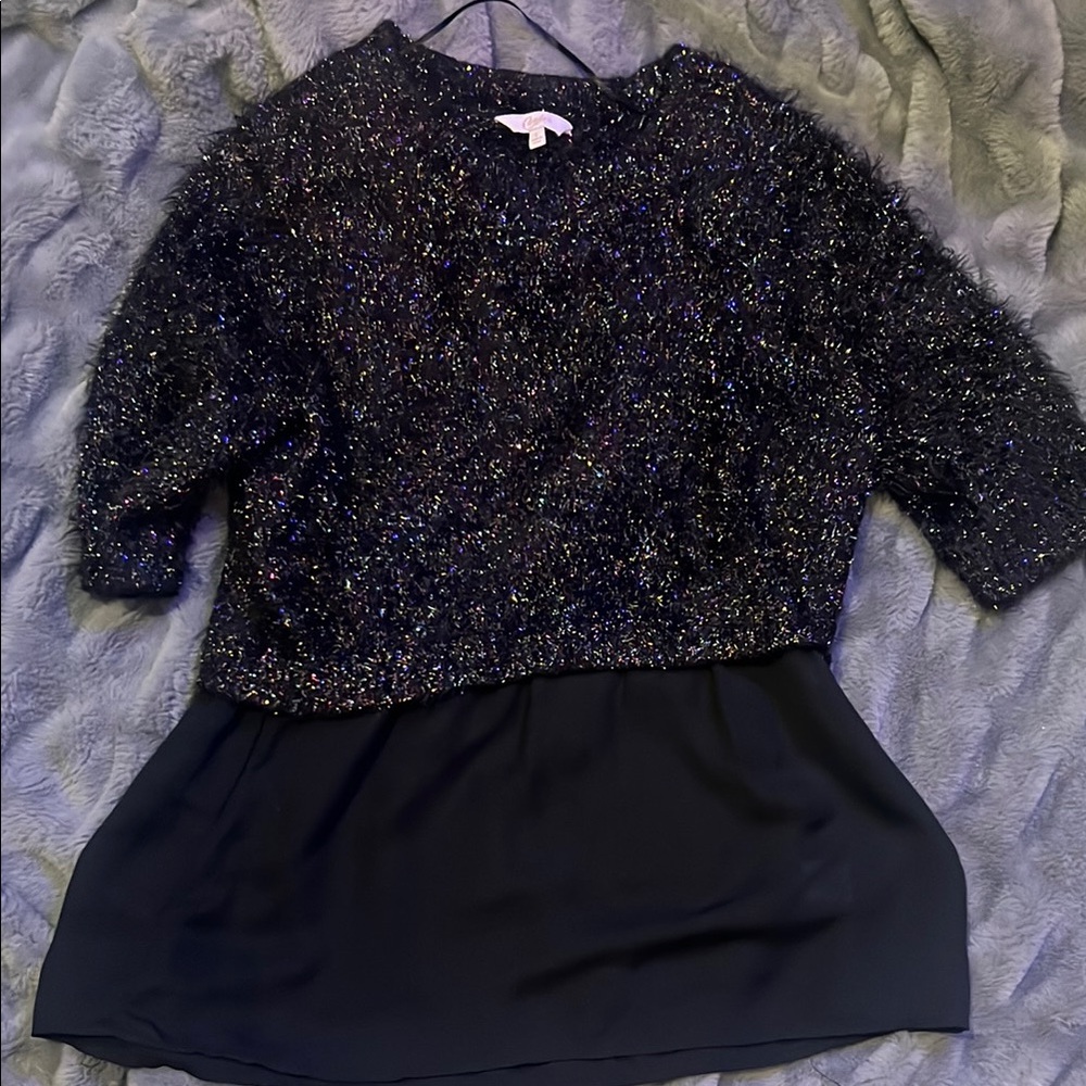 Candie's Black and Silver Blouse/Sweater EUC retail $28 ❤️
